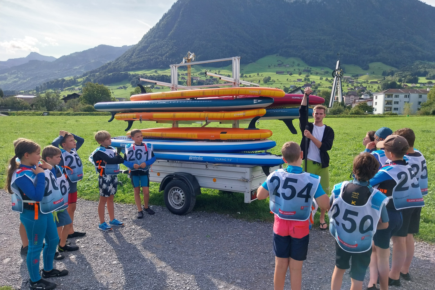 SUP Board und Paddel vom SUPoint fassen...