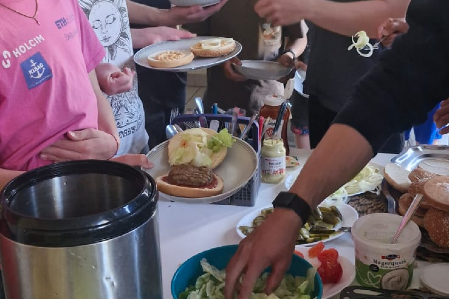 Leckere Burger zum Mittagessen